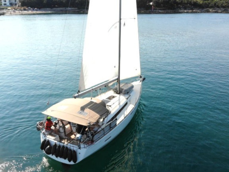 Jeanneau Sun Odyssey 419 mieten Pula