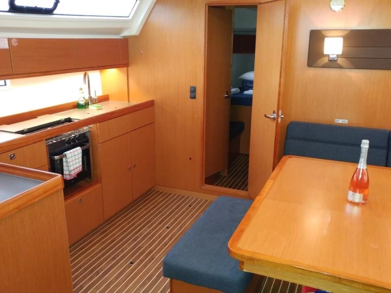 Bavaria Cruiser 46 mieten Álimos