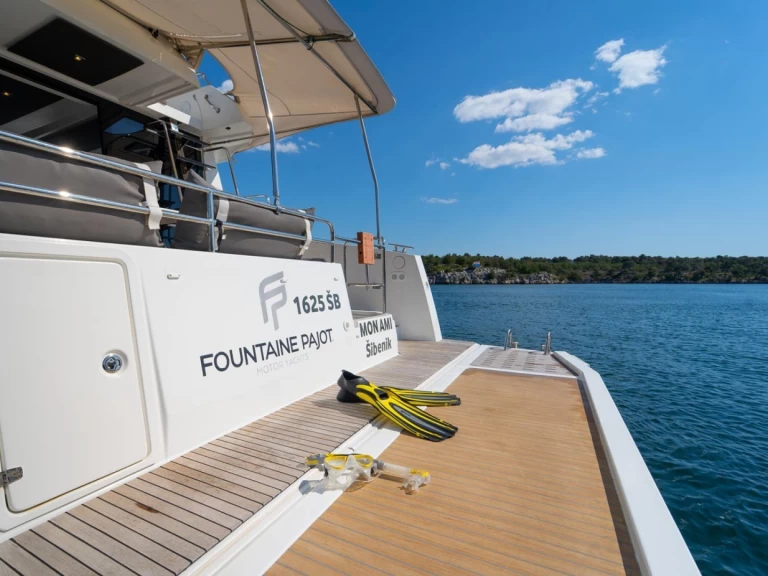 Motorboot mieten in Šibenik zum besten Preis