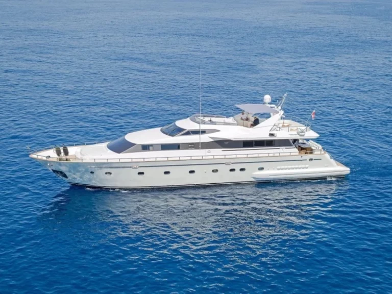 Vermietung Yacht Falcon mit Führerschein