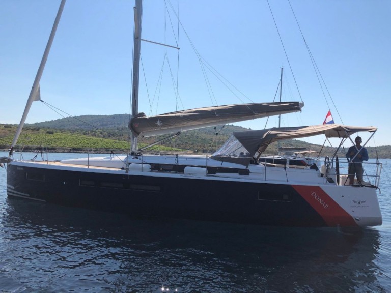 YachtCharter in Primošten - Jeanneau Sun Odyssey 490 auf SamBoat