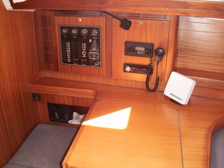 Segelboot mit oder ohne Skipper Elan mieten in Betina