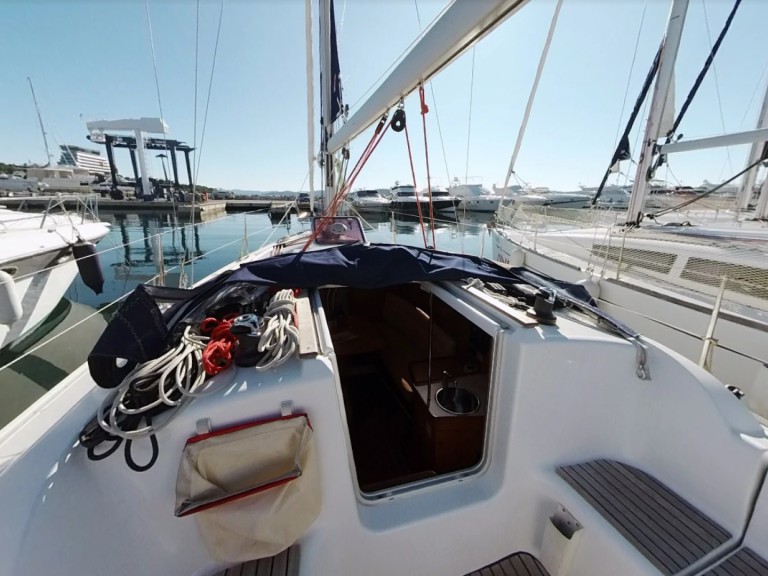 Bootsverleih Jeanneau Sun Odyssey 32i Betina Samboat