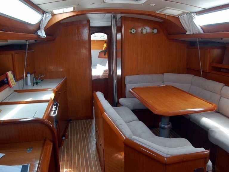 Segelboot mieten in Betina zum besten Preis