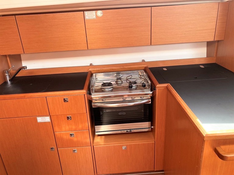 Segelboot mit oder ohne Skipper Bavaria mieten in Álimos