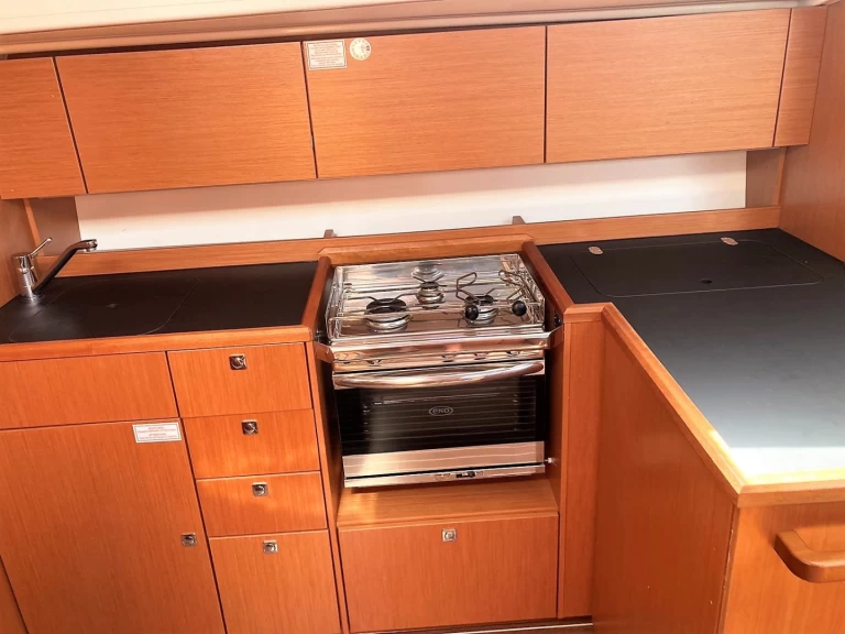 Segelboot mit oder ohne Skipper Bavaria mieten in Álimos