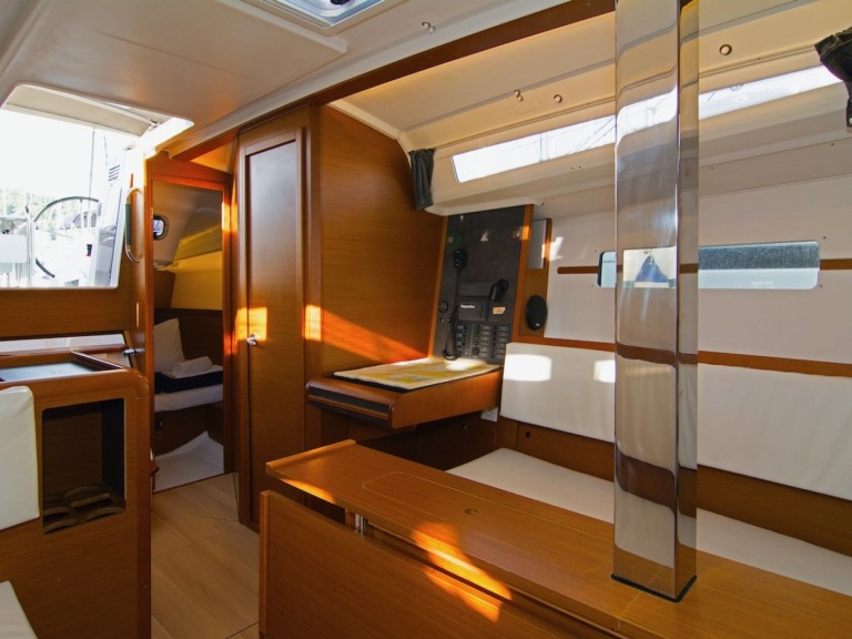 Bootsverleih Jeanneau Sun Odyssey 349 Split Samboat