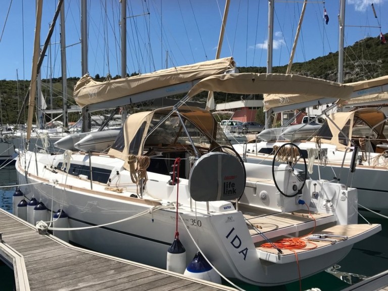 Bootsverleih Dufour Dufour 350 Grand Large Primošten Samboat