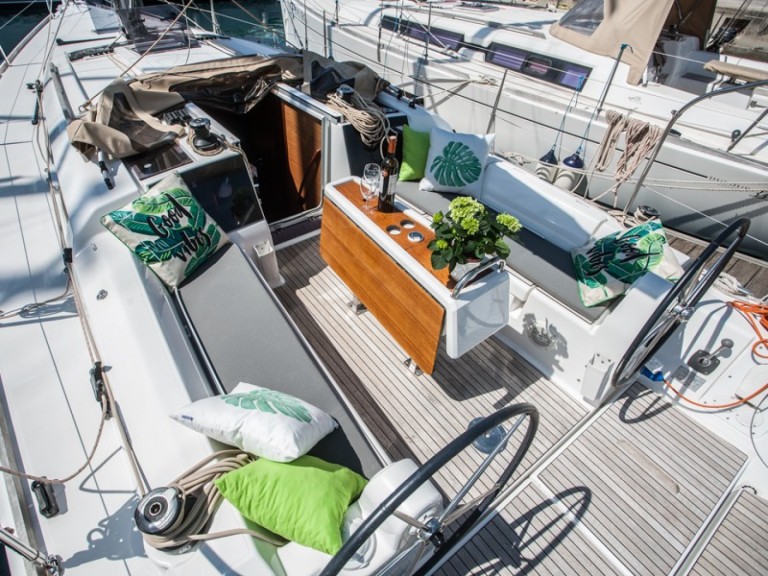 YachtCharter in Primošten - Dufour Dufour 350 Grand Large auf SamBoat