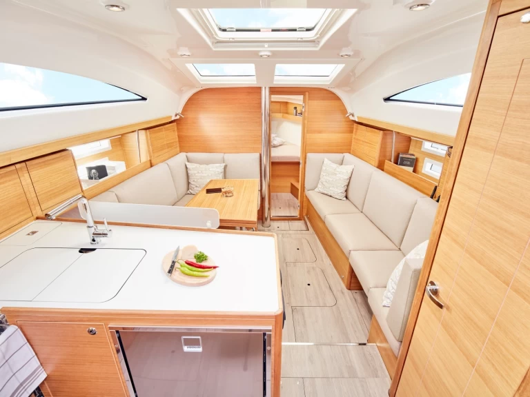 Ein Elan Impression 40.1 mieten in Primošten