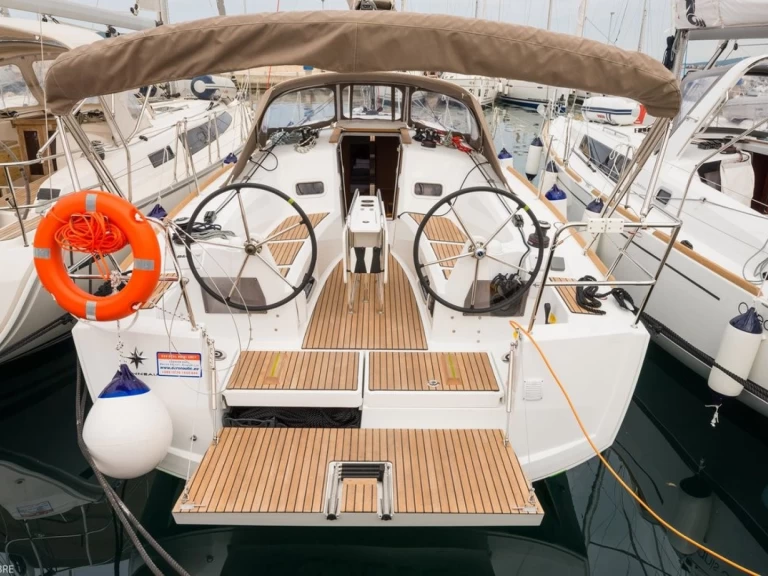 Vermietung Segelboot Jeanneau mit Führerschein