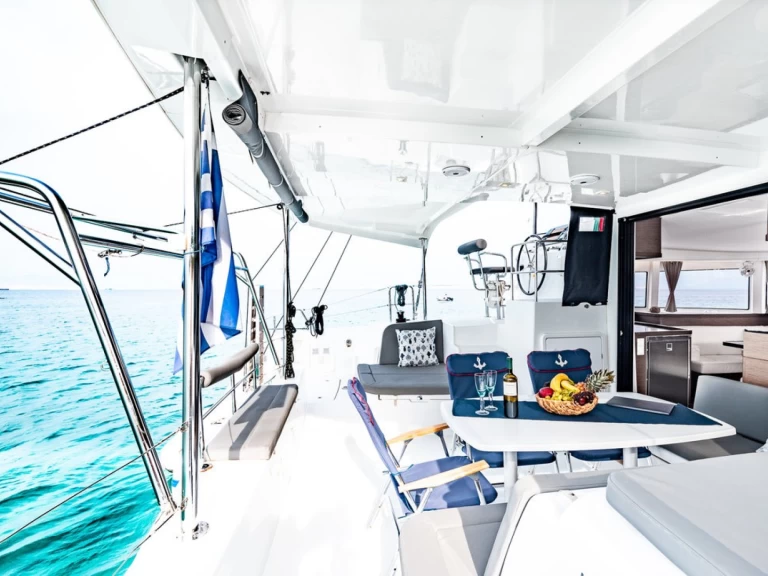 Katamaran mit oder ohne Skipper Lagoon mieten in Álimos