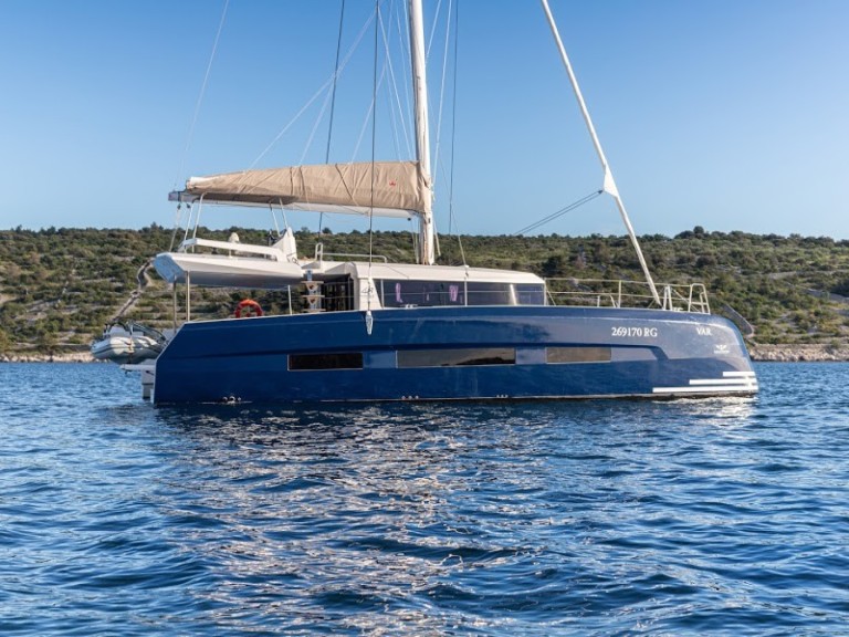 Dufour Dufour Catamarans 48 Sail mieten Primošten