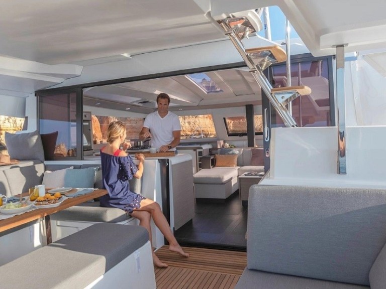 Bootsverleih Fountaine Pajot Elba 45 Marina Tankerkomerc Samboat