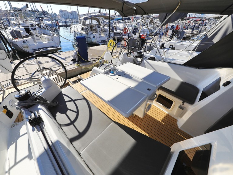 Vermietung Segelboot Jeanneau mit Führerschein