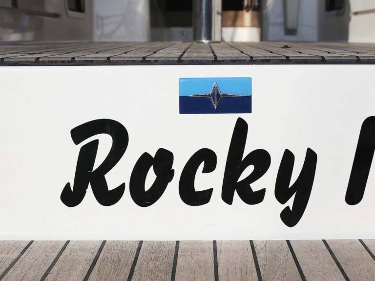 Ein Bavaria Cruiser 46 mieten in Trogir