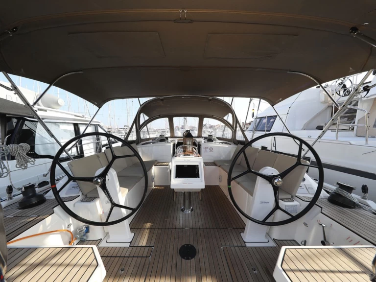 Ein Bavaria Bavaria C42 mieten in Biograd na Moru