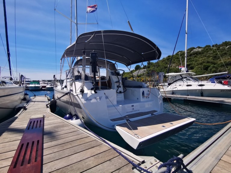 YachtCharter in Primošten - Bavaria Cruiser 36 auf SamBoat