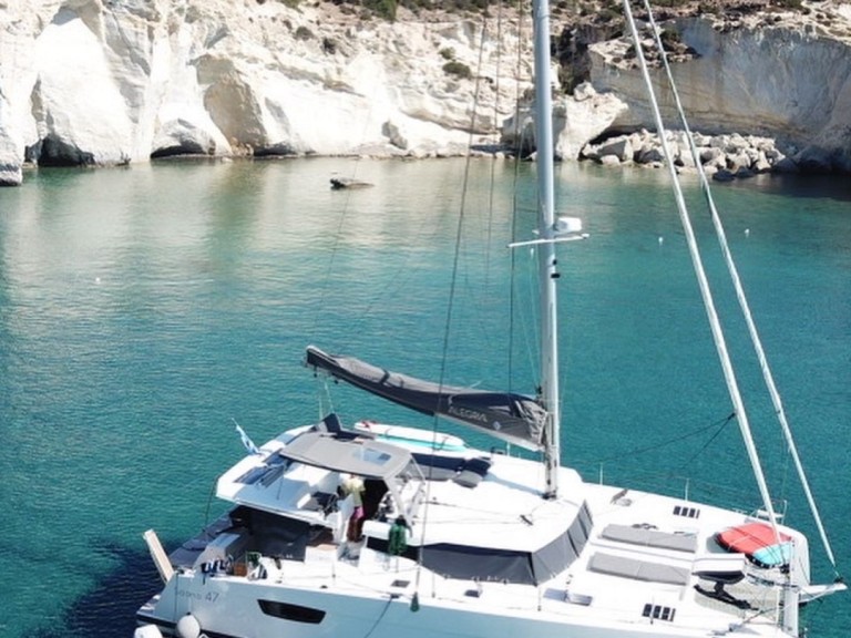 YachtCharter in Kalamata Port - Fountaine Pajot Saona 47 auf SamBoat