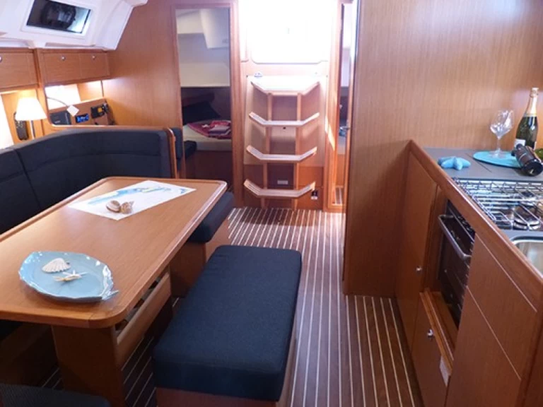 Segelboot mit oder ohne Skipper Bavaria mieten in Procida