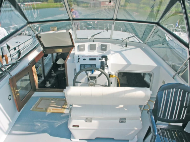 YachtCharter in Waren (Müritz) - Vacance 1200 SE auf SamBoat
