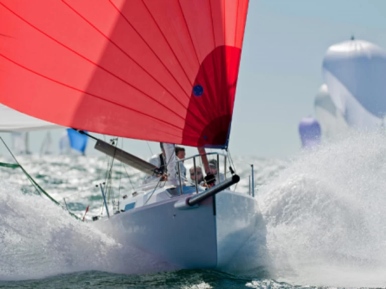 Segelboot mieten in La Trinité-sur-Mer zum besten Preis