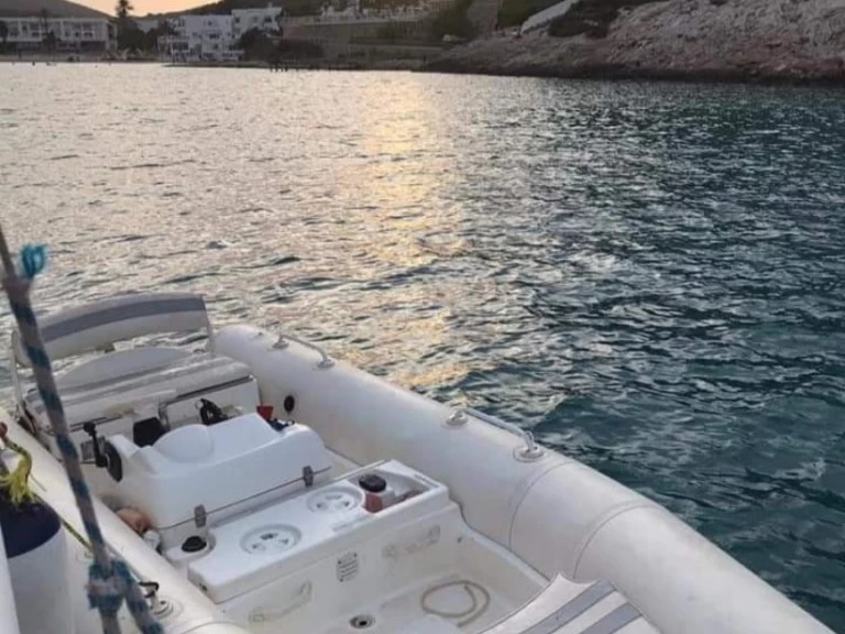 Schlauchboot mieten in Ibiza Town - Zodiac Pro Jet 420