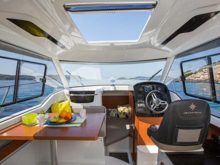 Vermietung Motorboot Jeanneau mit Führerschein