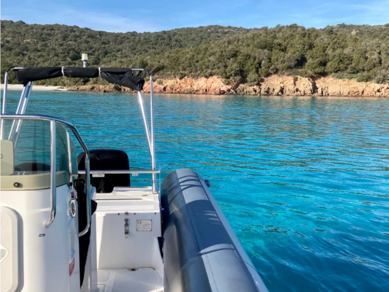 Schlauchboot mieten in Porto-Vecchio zum besten Preis