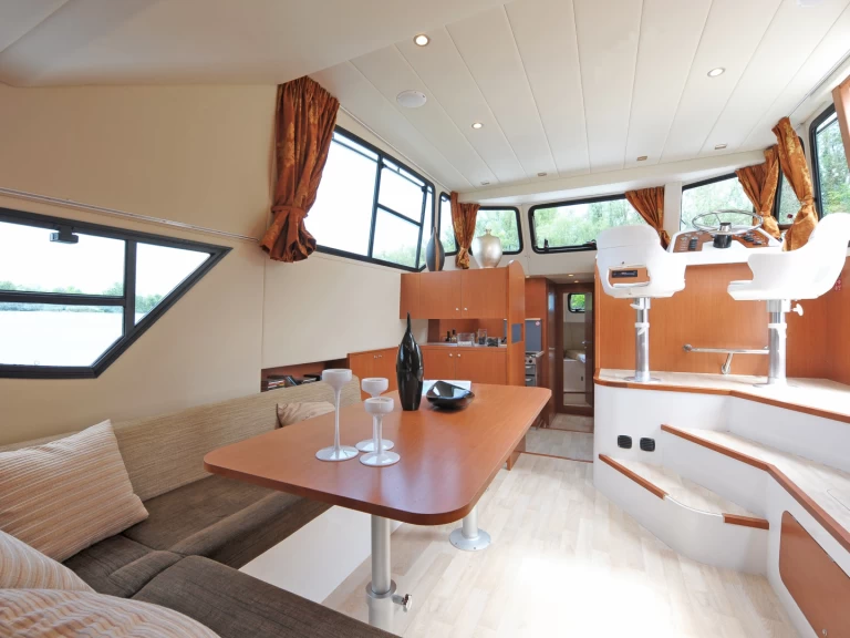 Ein Houseboat Holidays Italia Minuetto 6+ mieten in Casale sul Sile