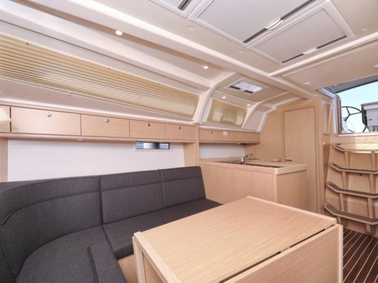 Bavaria Cruiser 37 mieten Biograd na Moru