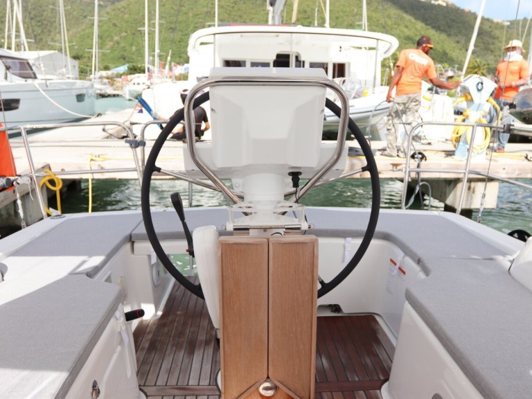 Segelboot mieten in Road Town zum besten Preis