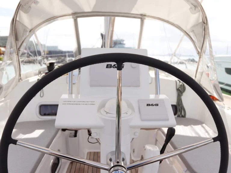 YachtCharter in Road Town - Bénéteau Oceanis 31 auf SamBoat