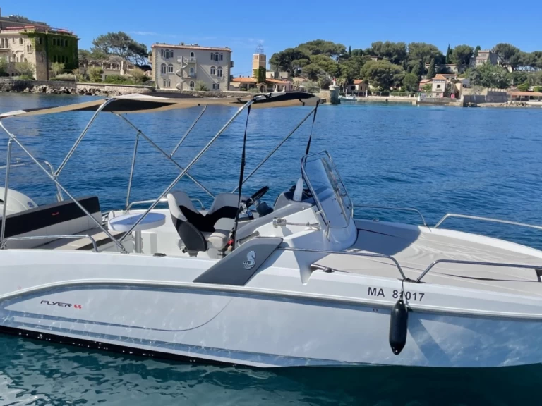 Bénéteau Flyer 6.6 SUNdeck mieten Bandol