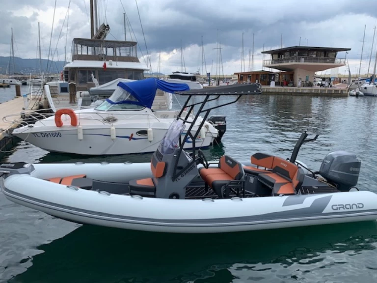 YachtCharter in Bormes-les-Mimosas - Grand Boats Drive D600 Lux auf SamBoat