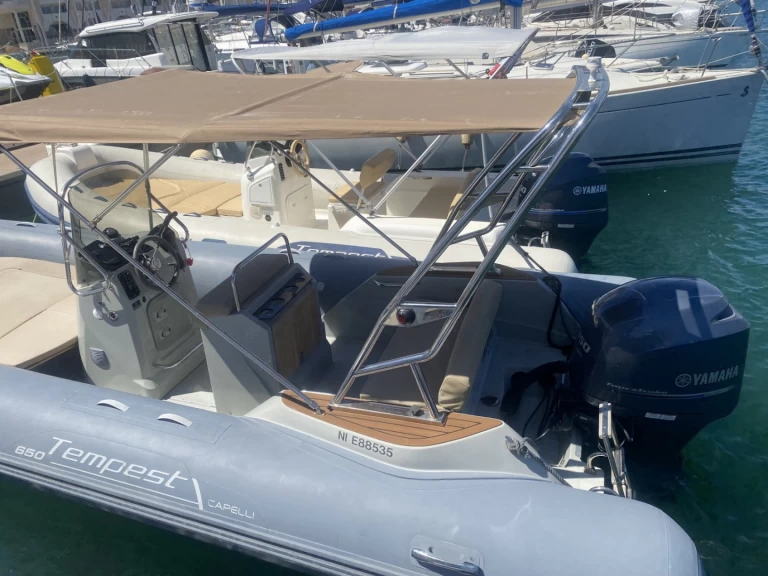 Schlauchboot mieten in Fréjus - Capelli Tempest 650