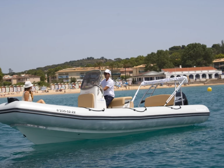 Schlauchboot mieten in Platja d'Aro - Bombard Sunrider 700