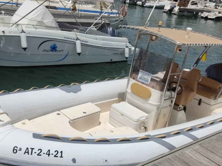 Vermietung Schlauchboot Bwa mit Führerschein