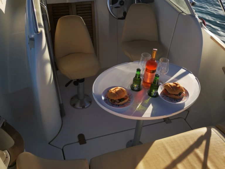 Motorboot mieten in Golfe-Juan - Bénéteau Flyer 650 WA