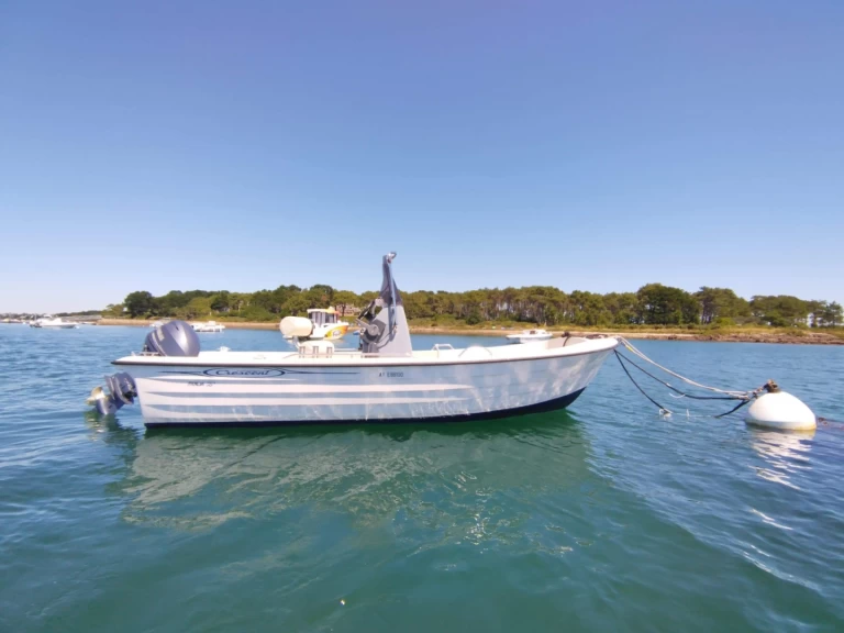 Motorboot mieten in Larmor-Baden - CREMO CRESCENT PANDA 551