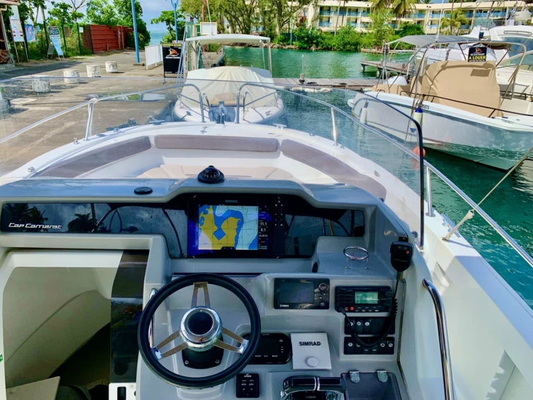 Motorboot mieten in Les Trois-Îlets - Jeanneau Cap Camarat 8.5 CC