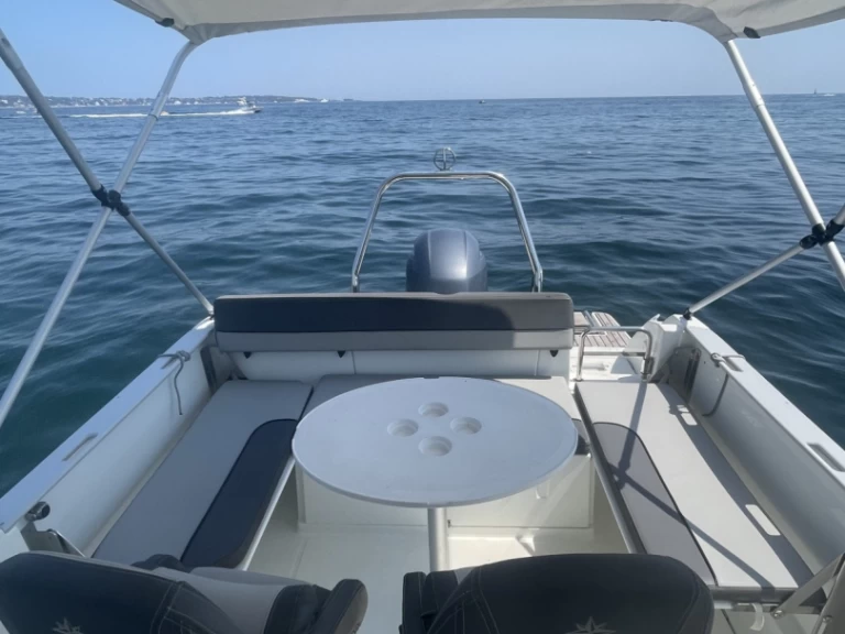 Motorboot mieten in Cannes - Jeanneau Cap Camarat 6.5 WA