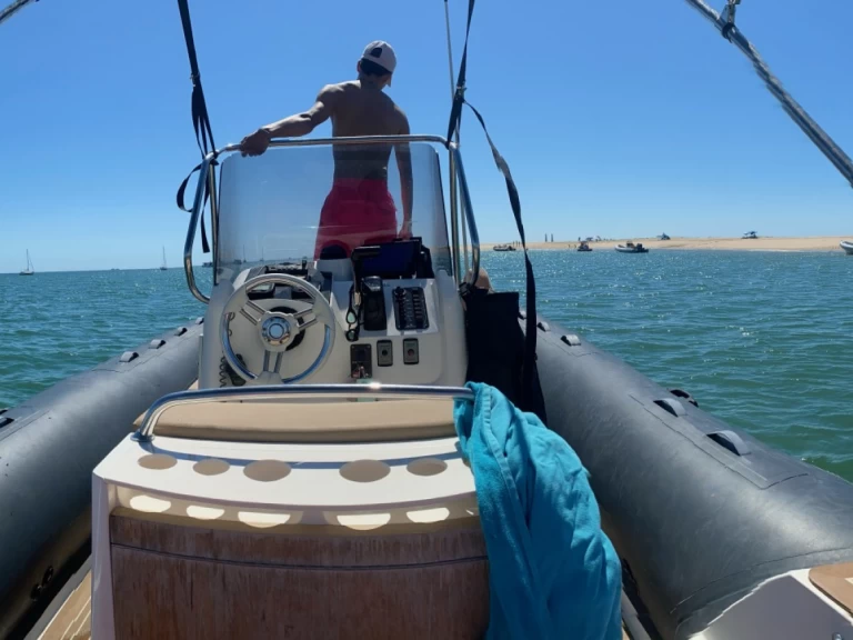 Ein Capelli Capelli 700 Sun mieten in Royan