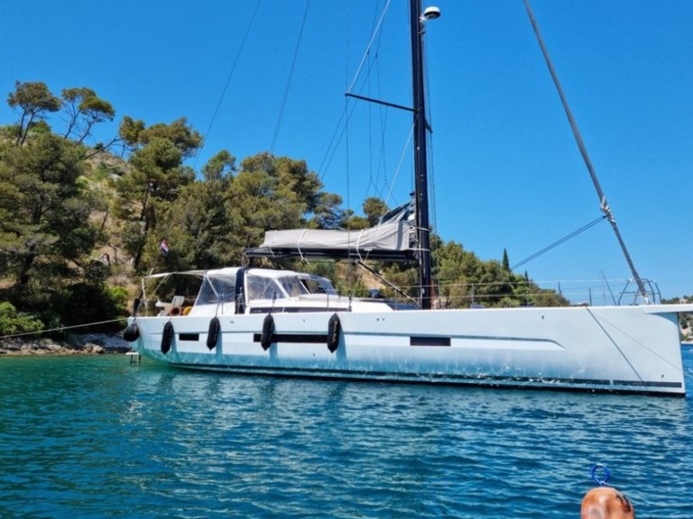 Segelboot mit oder ohne Skipper Dufour mieten in Primošten