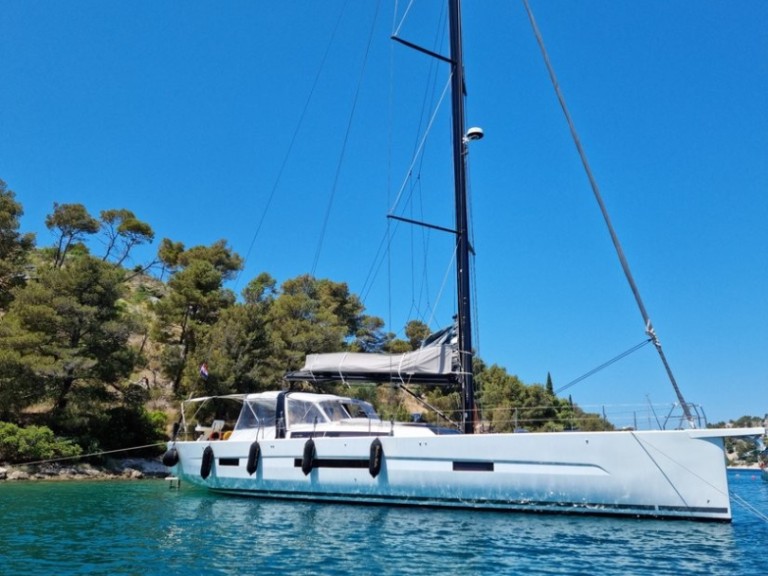 Segelboot mit oder ohne Skipper Dufour mieten in Primošten