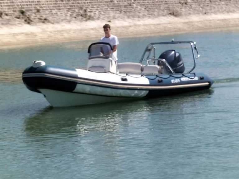 Vermietung Schlauchboot Bombard mit Führerschein