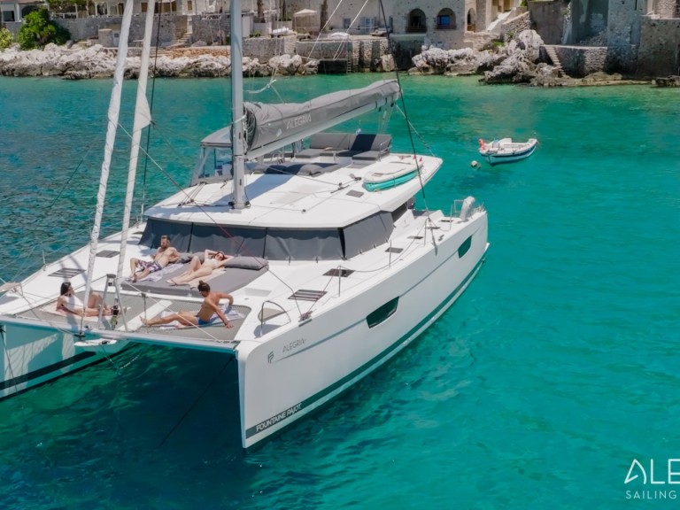 Ein Fountaine Pajot Saona 47 mieten in Kalamata Port