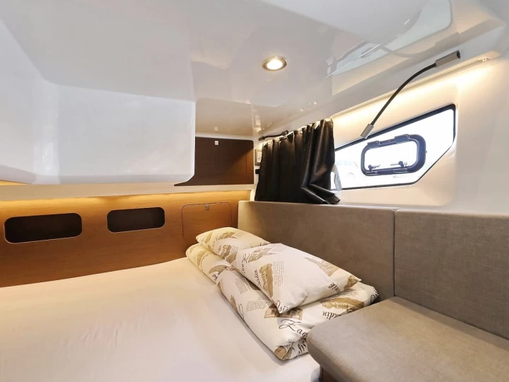 Ein Bénéteau Antares 11 FLY mieten in Biograd na Moru