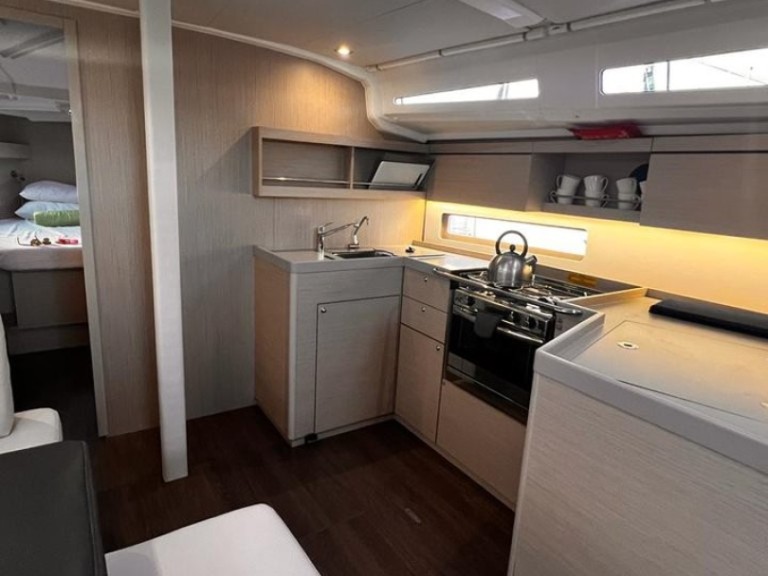 Bootsverleih Bénéteau Oceanis 40.1 Álimos Samboat
