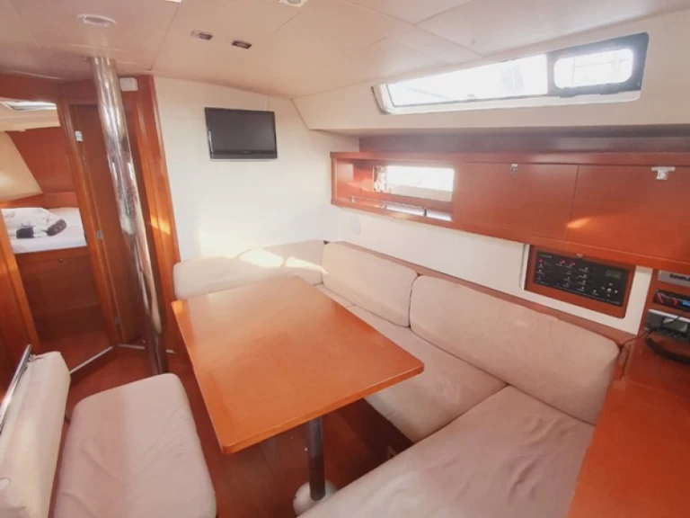 Vermietung Segelboot Bénéteau mit Führerschein